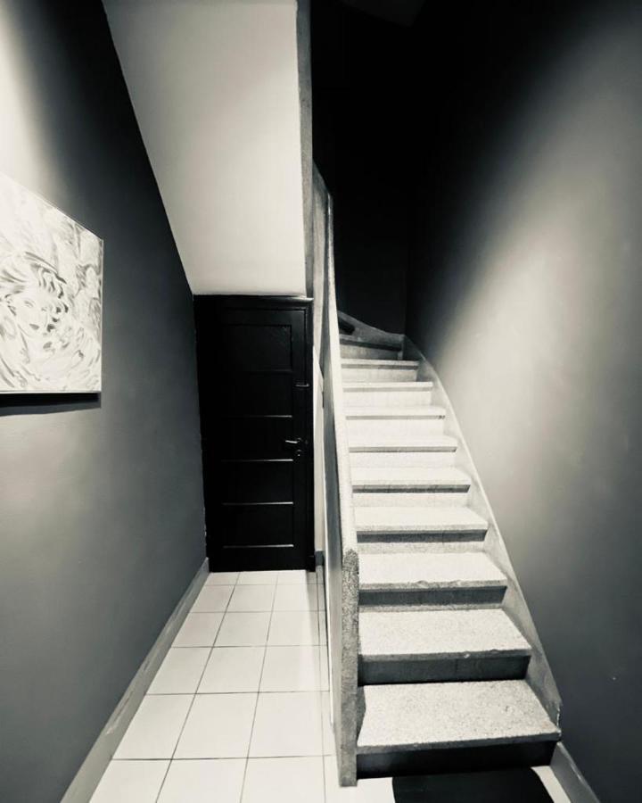 Fenêtre sur le Standard de Liège Ougree Esterno foto